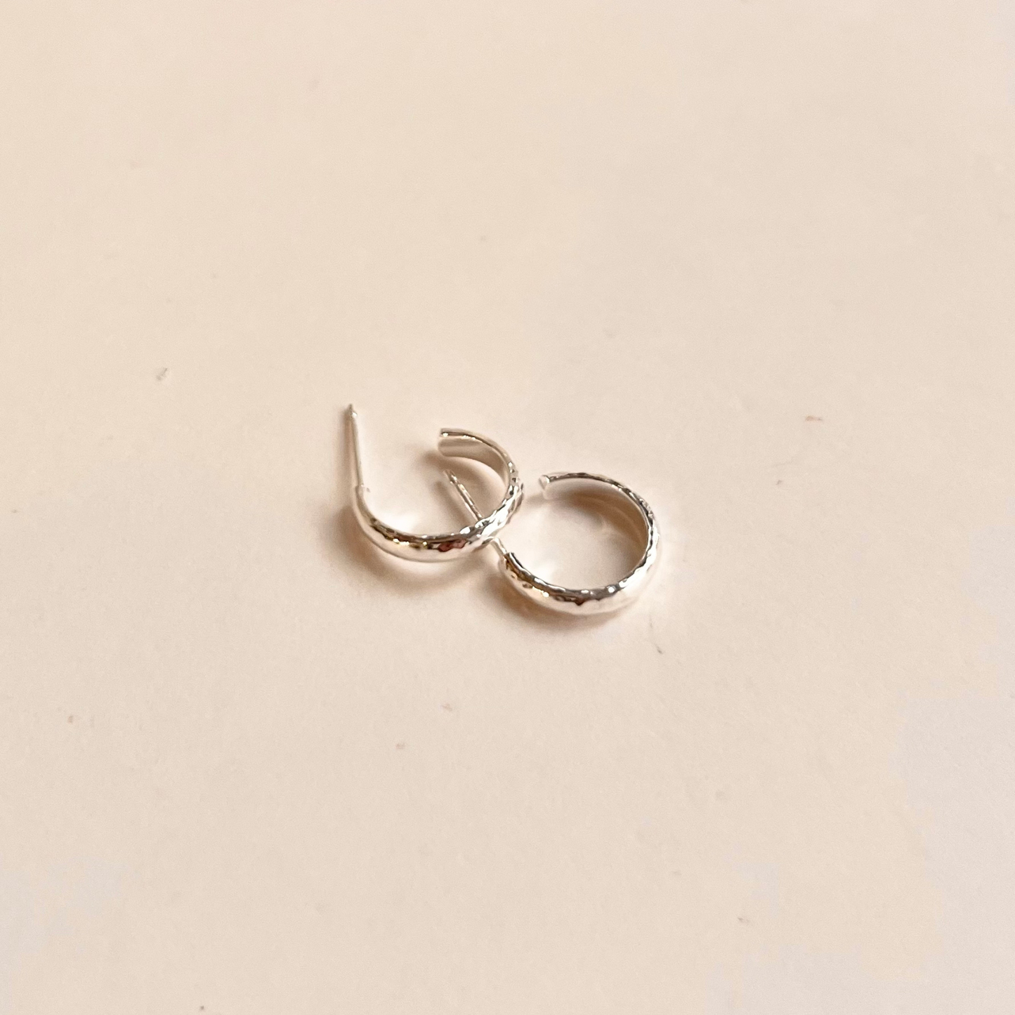 Finely Hammered Hoop On Post 13mm Earrings