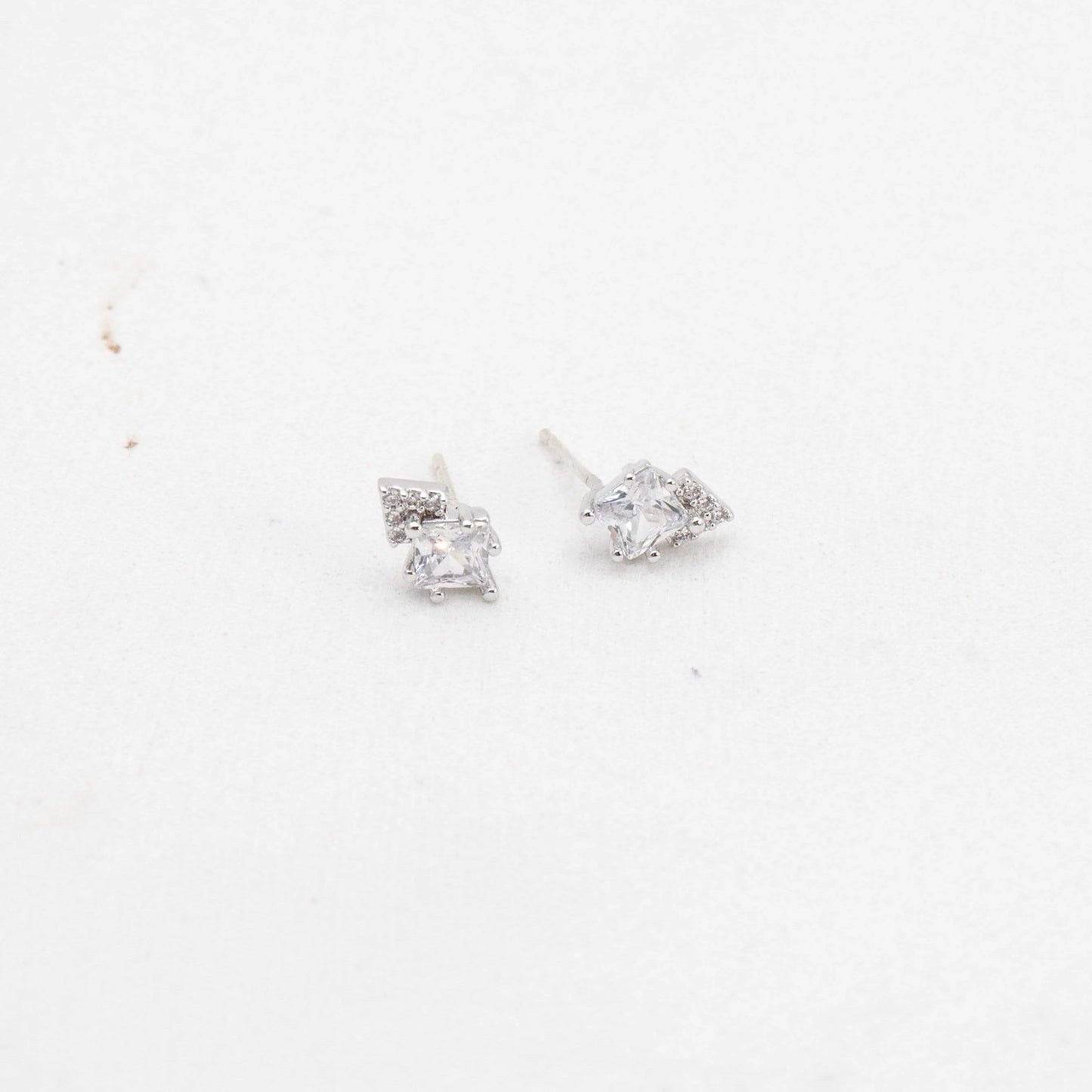 Nia Stud Earrings