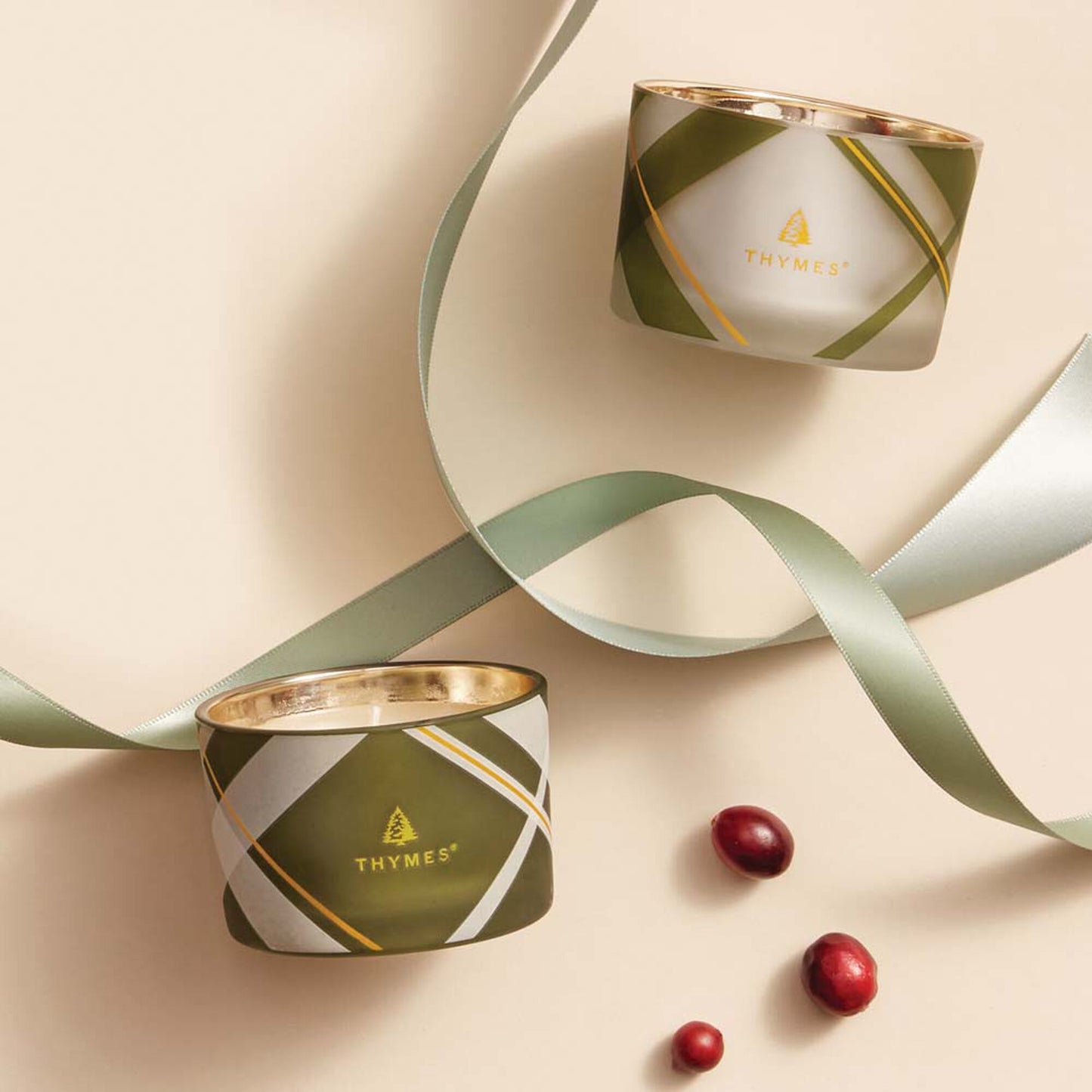 Frasier Fir Plaid Poured Candle Set – Frosted Green & Mercury Gold Holiday Candle Set by Thymes